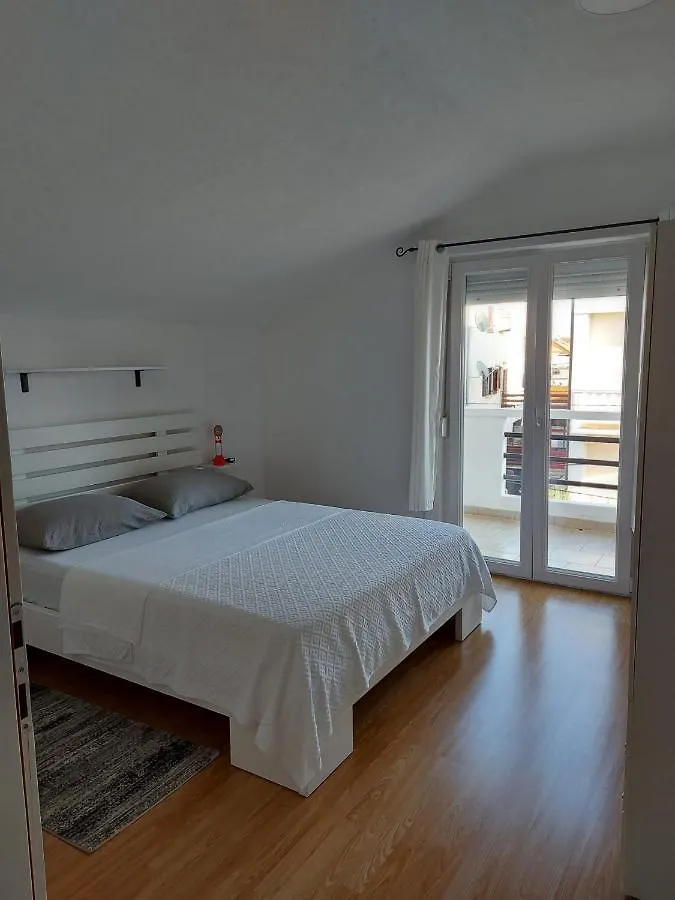 Apartments Helena Zadar