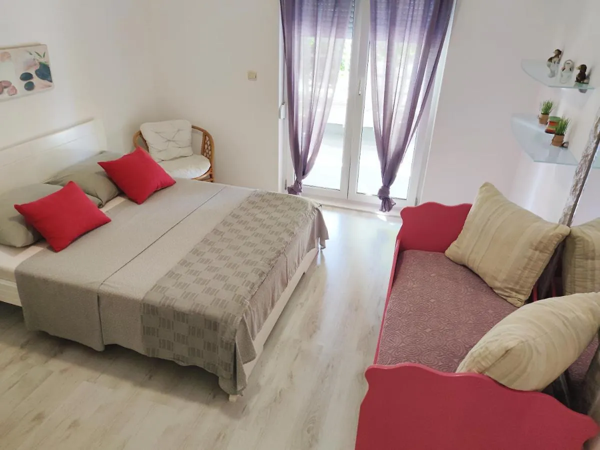 Apartments Helena Zadar